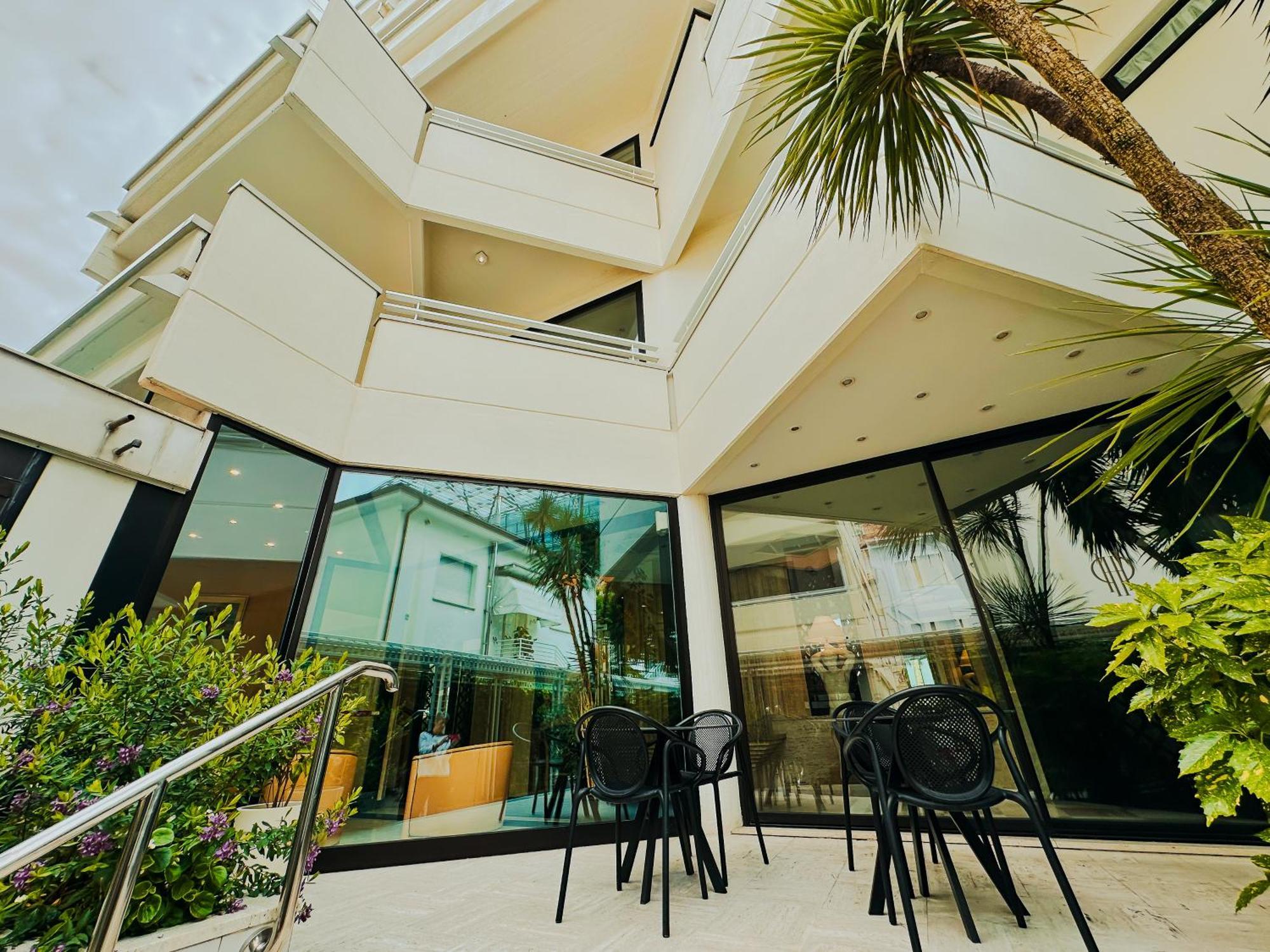 Hotel President Riccione Exterior foto